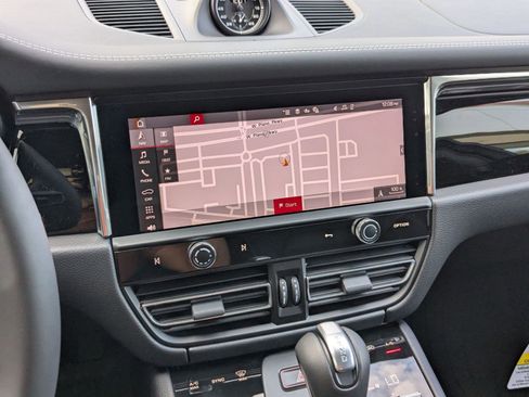 New 2026 Porsche Macan S image 17