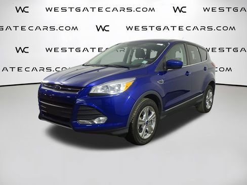 Used 2015 Ford Escape SE image 1