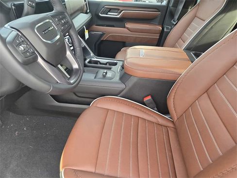 New 2026 GMC Sierra 3500 Denali Ultimate image 17