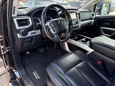 Used 2016 Nissan Titan PRO-4X w/ Pro-4x Convenience Package AWD/4WD image 20