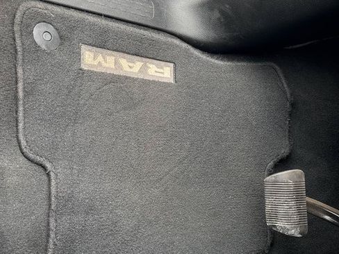 Used 2019 RAM 1500 Big Horn AWD/4WD image 35