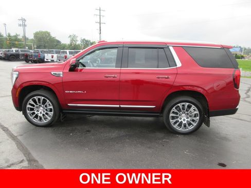 Certified 2025 GMC Yukon Denali w/ Denali Reserve Package AWD/4WD image 10