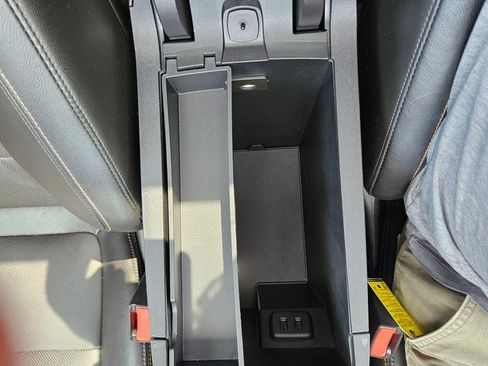 Used 2018 Chevrolet Equinox Premier AWD/4WD image 17