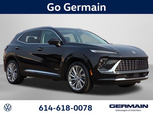 Used 2025 Buick Envision Avenir AWD/4WD image 4