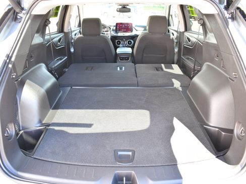 Used 2023 Chevrolet Blazer LT w/ Convenience Package FWD image 9