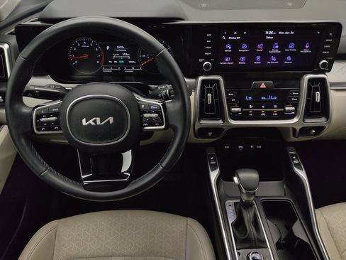 Used 2023 Kia Sorento S FWD image 22
