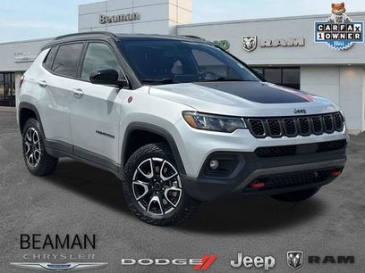 Used 2025 Jeep Compass Trailhawk