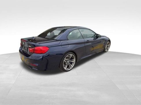 Used 2017 BMW M4 Convertible image 7