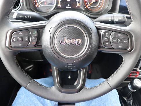 Used 2026 Jeep Gladiator Rubicon AWD/4WD image 31