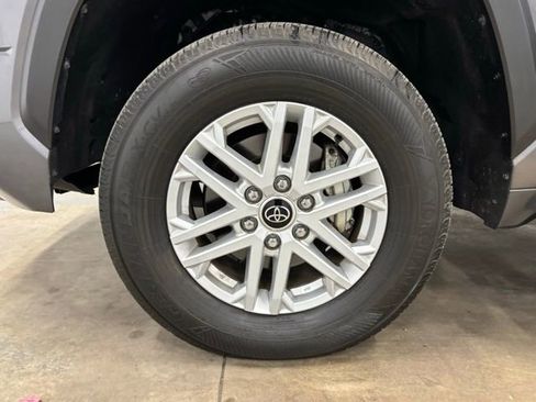 Used 2024 Toyota Tundra SR5 RWD image 9