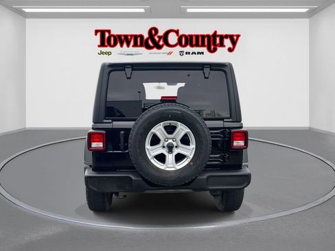 Certified 2022 Jeep Wrangler Unlimited Sport AWD/4WD image 8