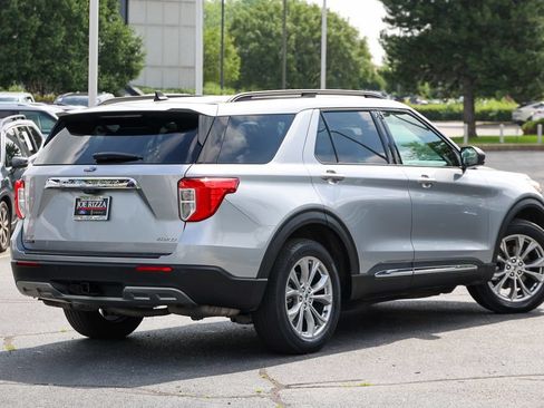 Certified 2021 Ford Explorer XLT w/ Equipment Group 202A AWD/4WD image 20