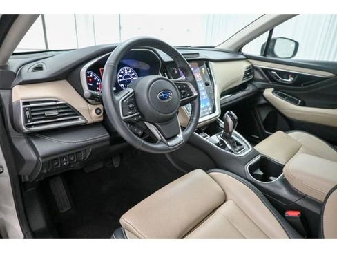 Used 2020 Subaru Outback Limited image 31