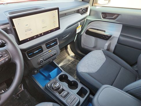 New 2026 Ford Maverick XLT image 20