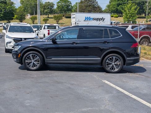 Used 2018 Volkswagen Tiguan SEL FWD image 5