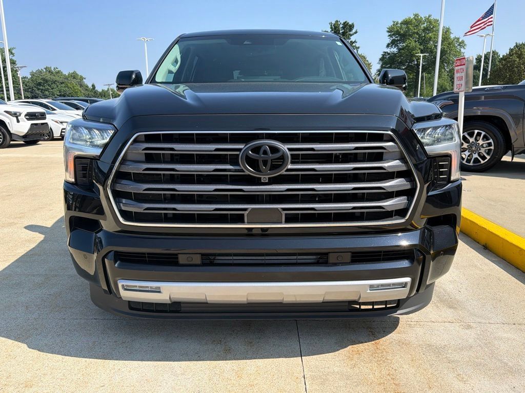 Used 2024 Toyota Sequoia Limited AWD/4WD image 2