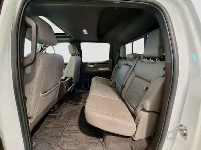 Used 2022 GMC Sierra 1500 SLT w/ SLT Premium Plus Package AWD/4WD image 23