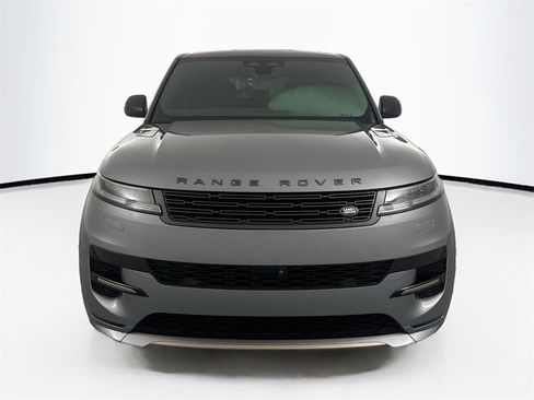 Used 2024 Land Rover Range Rover Sport Dynamic SE image 2