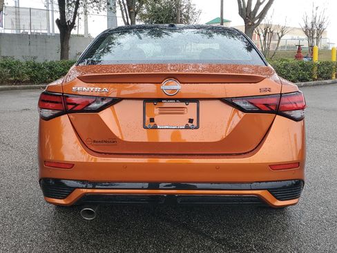 Used 2025 Nissan Sentra SR image 7