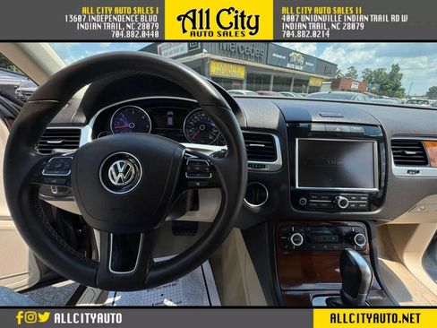 Used 2014 Volkswagen Touareg TDI AWD/4WD image 33