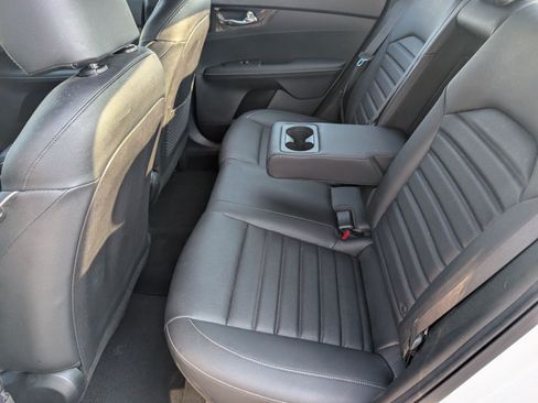 Used 2024 Kia Forte GT-Line w/ GT-Line Premium Package FWD image 28