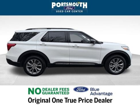 Certified 2022 Ford Explorer XLT w/ Equipment Group 202A image 6