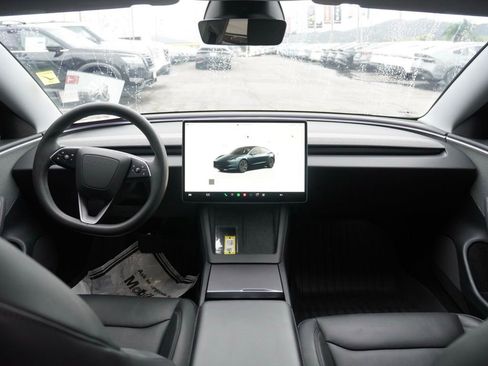 Used 2025 Tesla Model 3 Long Range image 16