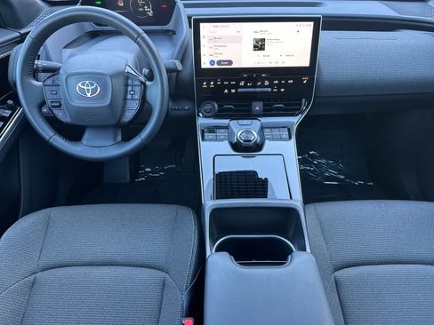 Used 2024 Toyota bZ4X XLE w/ Weather Package image 13