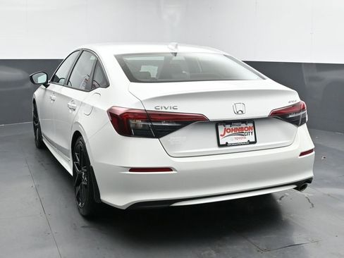 Used 2025 Honda Civic Sport image 6