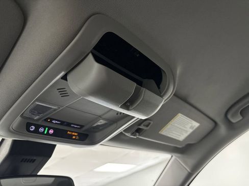 Used 2023 Chevrolet Equinox LT image 56