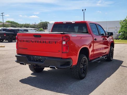 Used 2021 Chevrolet Silverado 1500 LT Trail Boss w/ Bed Protection Package AWD/4WD image 4