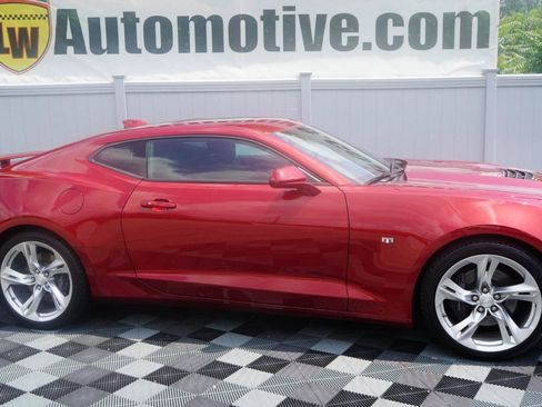 Used 2022 Chevrolet Camaro SS RWD image 4