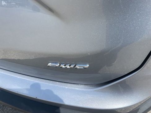 Used 2022 Ford Edge Titanium AWD/4WD image 10