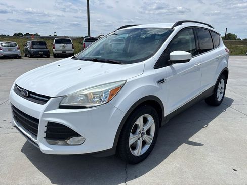 Used 2014 Ford Escape SE w/ Equipment Group 201A FWD image 8