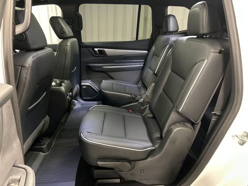 New 2026 Buick Enclave Preferred image 22