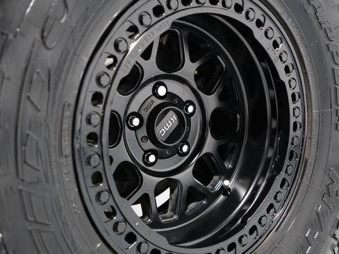 Used 2018 Jeep Wrangler Unlimited Rubicon image 11