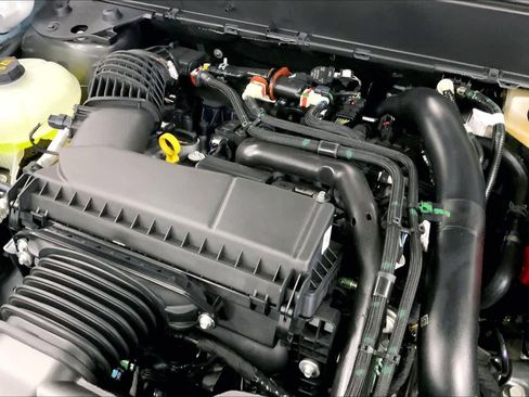 New 2025 Ford Maverick XLT w/ Equipment Group 302A image 17