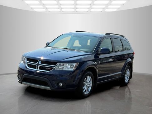 Used 2017 Dodge Journey SXT w/ Premium Group image 9