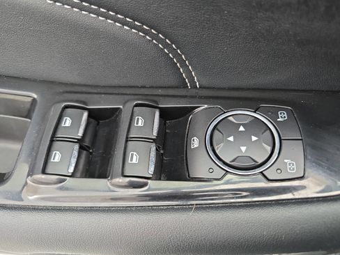 Used 2018 Ford Edge Titanium w/ Equipment Group 301A image 28