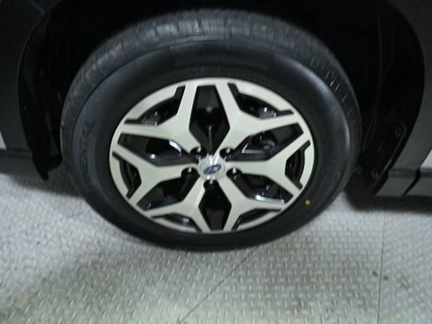 Used 2020 Subaru Forester Premium image 18