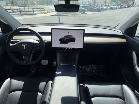Used 2022 Tesla Model Y Performance AWD/4WD image 21