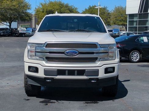 Used 2018 Ford F150 Platinum w/ Equipment Group 701A Luxury image 2