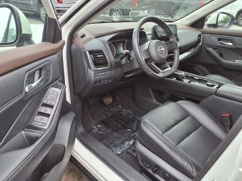 Used 2023 Nissan Rogue SL w/ SL Premium Package AWD/4WD image 6
