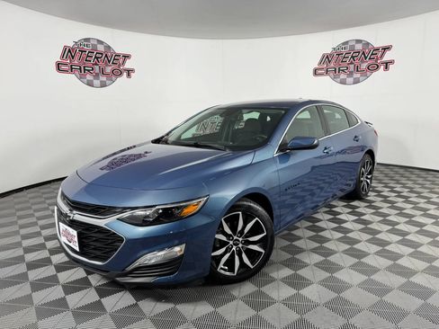 Used 2024 Chevrolet Malibu RS w/ LPO, Floor Liner Package FWD image 1