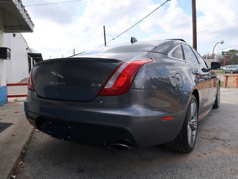 Used 2016 Jaguar XJ Supercharged image 8
