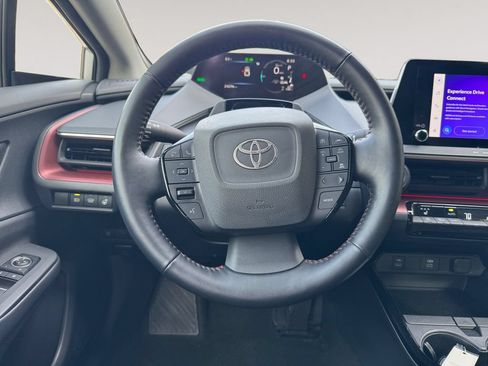 Used 2023 Toyota Prius Prime FWD image 12