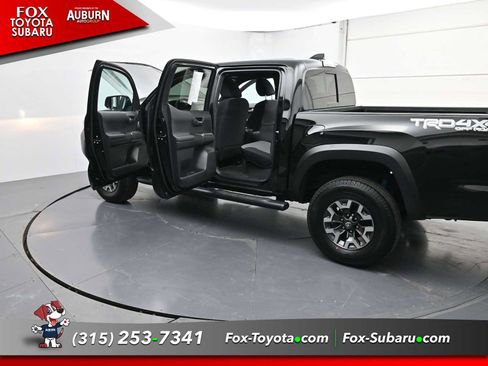 Used 2023 Toyota Tacoma TRD Off-Road image 39