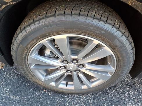 New 2025 Cadillac XT5 Premium Luxury image 12