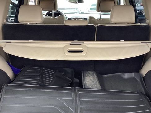 Used 2014 Jeep Grand Cherokee Limited w/ Luxury Group II image 22