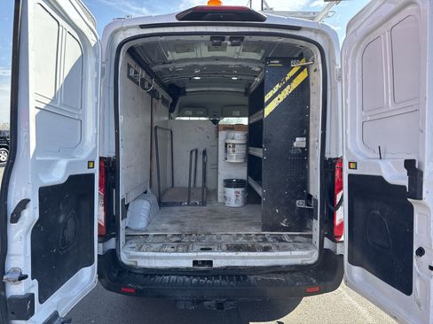 Used 2022 Ford Transit 250 Medium Roof image 27